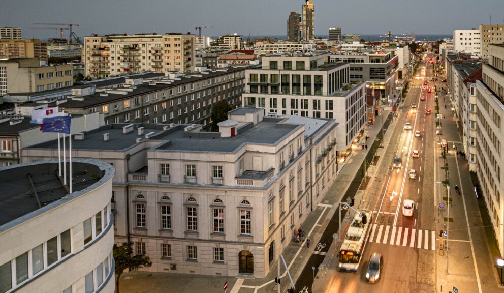 Gdynia z UNESCO i modernizmem w DNA. Jak Moderna Holding kontynuuje ideę miasta